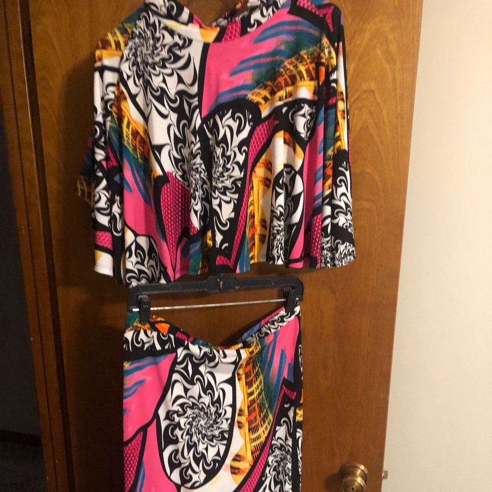 2 piece multi colored dress set (open back)